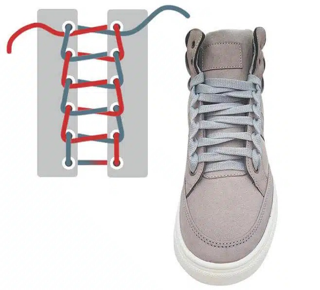 Cách buộc dây giày Nike Air Force 1 hình bậc thang